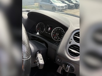 Used Volkswagen Tiguan 2015 for sale - 75356769: Photo
