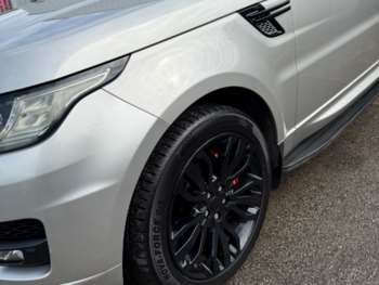 Used Land Rover Range Rover Sport 2015 for sale - 74892421: Photo