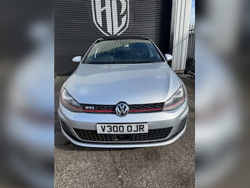 Used Volkswagen Golf 2013 for sale - 77637066: Photo