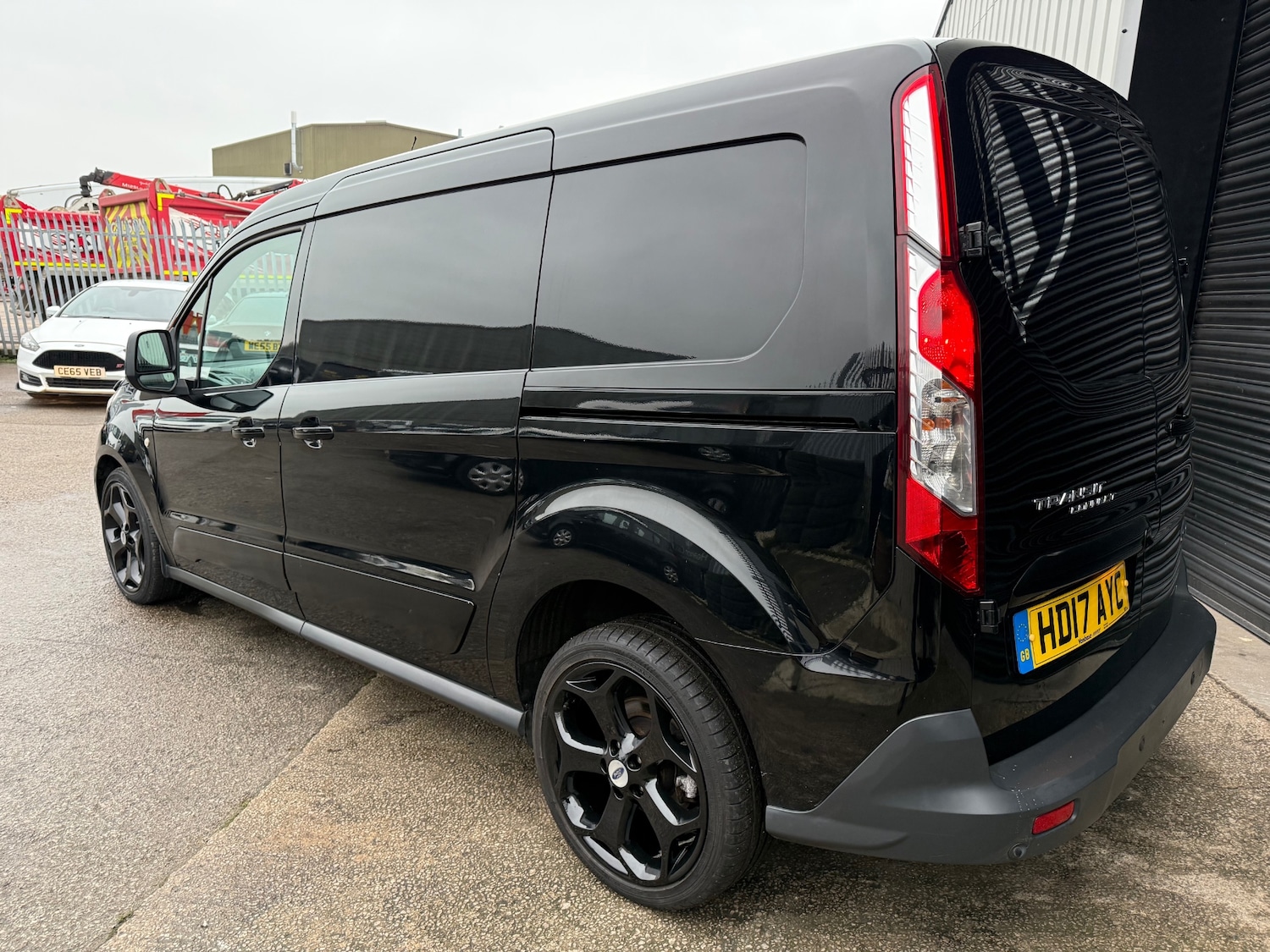 Used Ford Transit Connect 2017 for sale - 77368015: Photo 5