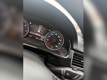 Used Volkswagen Touareg 2013 for sale - 77370941: Photo