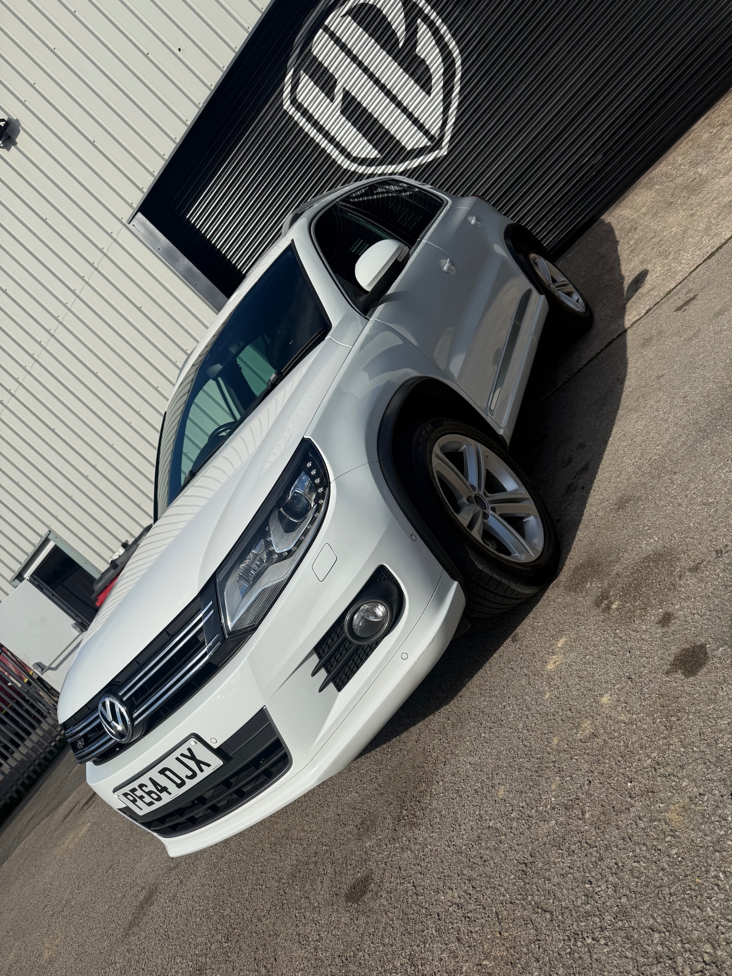 Used Volkswagen Tiguan 2014 for sale - 78081430: Photo 2