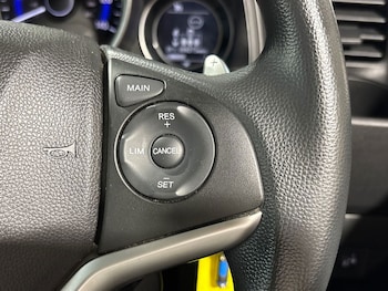 Used Honda Jazz 2018 for sale - 79199867: Photo