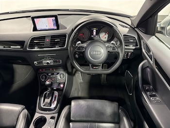 Used Audi RS Q3 2015 for sale - 79424489: Photo