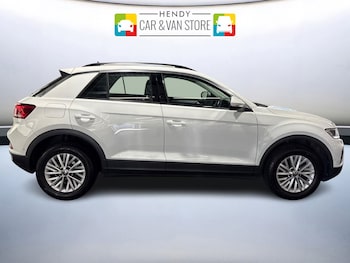 Used Volkswagen T-Roc 2023 for sale - 79200446: Photo