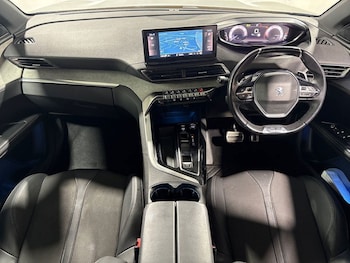 Used Peugeot 5008 2023 for sale - 79463837: Photo