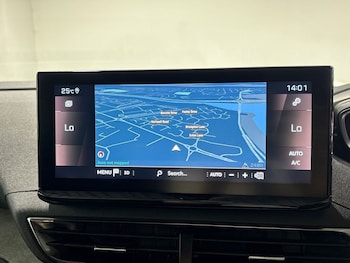 Used Peugeot 5008 2023 for sale - 79463837: Photo