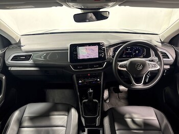 Used Volkswagen T-Roc 2022 for sale - 79200434: Photo
