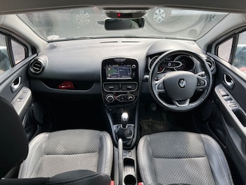Used Renault Clio 2018 for sale - 79200059: Photo