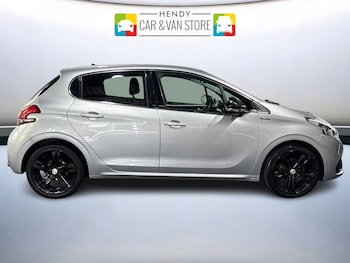 Used Peugeot 208 2018 for sale - 79451703: Photo