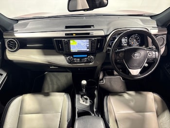 Used Toyota RAV4 2018 for sale - 79200069: Photo