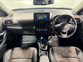 Used Toyota Yaris Cross 2022 for sale - 79199371: Photo