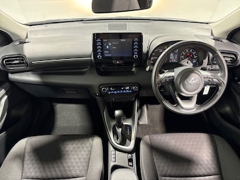 Used Toyota Yaris 2023 for sale - 79200455: Photo