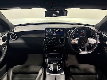 Used Mercedes-Benz C Class 2018 for sale - 79200472: Photo