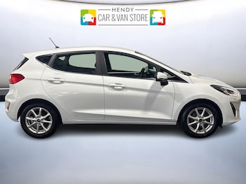 Used Ford Fiesta 2018 for sale - 79200640: Photo