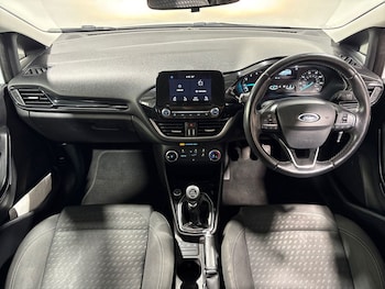 Used Ford Fiesta 2018 for sale - 79200640: Photo