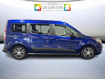 Used Ford Grand Tourneo Connect 2016 for sale - 79200490: Photo