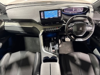 Used Peugeot 5008 2023 for sale - 79246855: Photo
