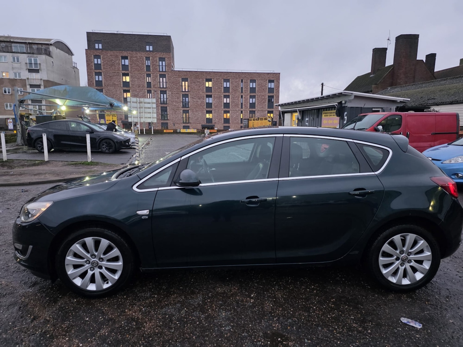 Used Vauxhall Astra 2014 for sale - 77478291: Photo 3