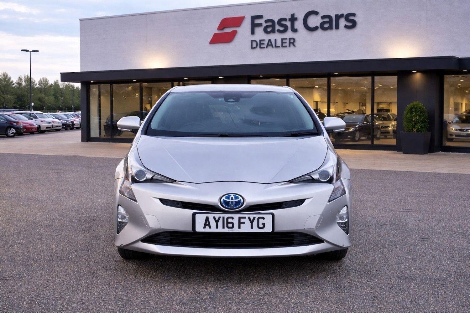 Used Toyota Prius 2025 for sale - 77941611: Photo 3