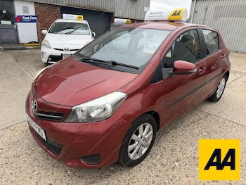 Used Toyota Yaris 2012 for sale - 78449811: Photo