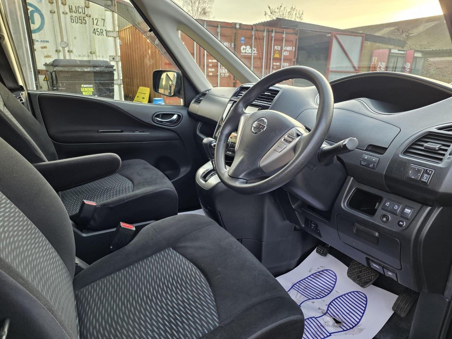 Used Nissan Serena 2025 for sale - 77865003: Photo 11