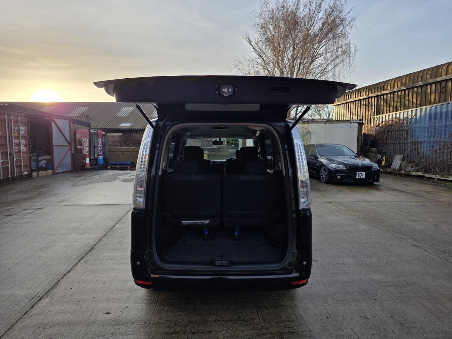 Used Nissan Serena 2025 for sale - 77865003: Photo 23