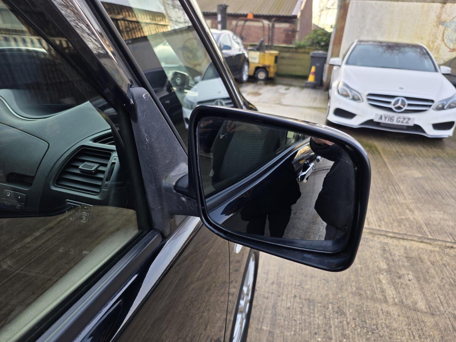 Used Nissan Serena 2025 for sale - 77865003: Photo 30