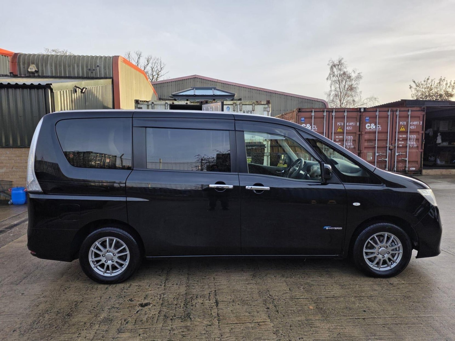 Used Nissan Serena 2025 for sale - 77865003: Photo 9