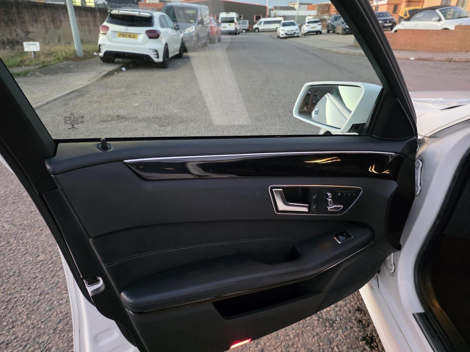 Used Mercedes-Benz E Class 2025 for sale - 77864952: Photo 16