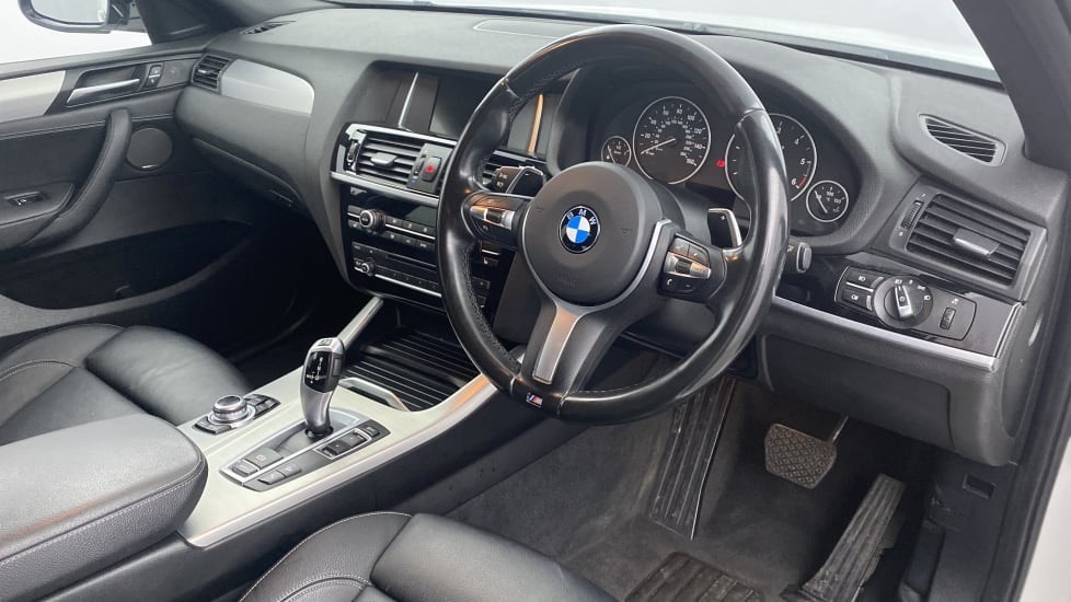 Used BMW X4 2017 for sale - 77688140: Photo 8