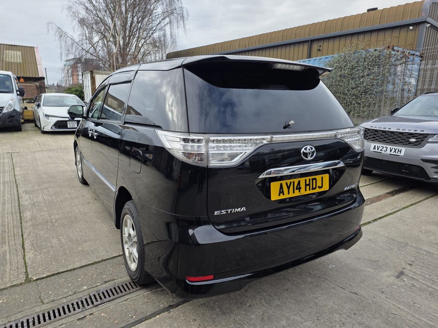 Used Toyota Estima 2026 for sale - 77647204: Photo 5