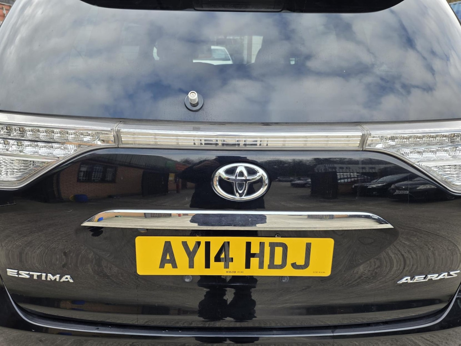 Used Toyota Estima 2026 for sale - 77941610: Photo 23