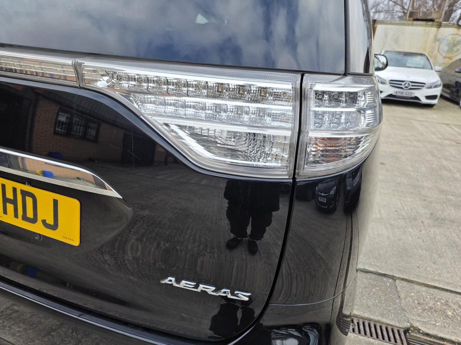 Used Toyota Estima 2026 for sale - 77941610: Photo 24