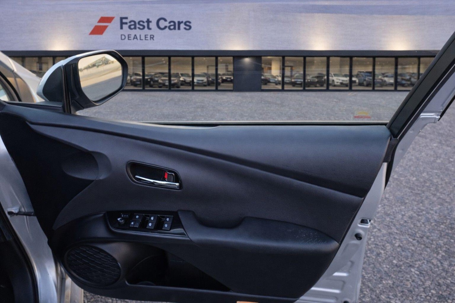 Used Toyota Prius 2025 for sale - 77456441: Photo 11