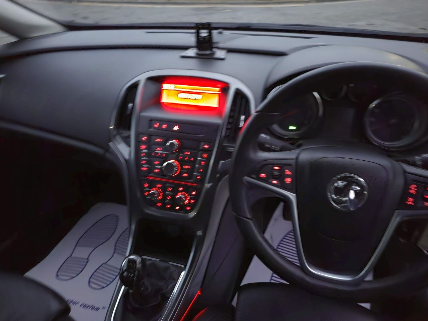 Used Vauxhall Astra 2014 for sale - 77839359: Photo 10