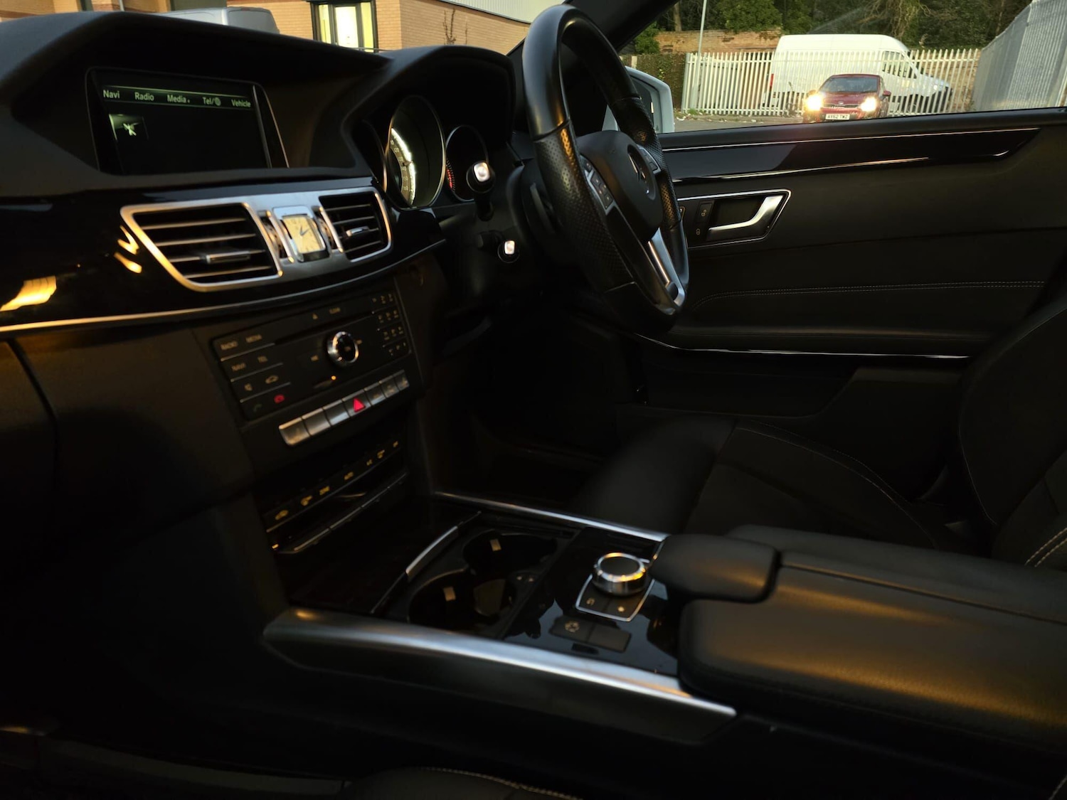 Used Mercedes-Benz E Class 2025 for sale - 77454727: Photo 14