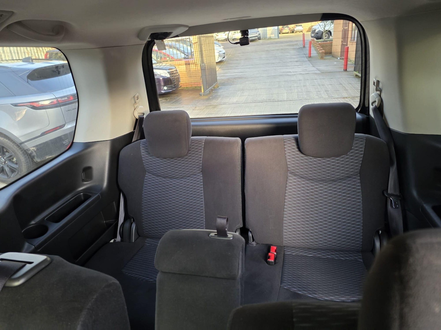 Used Nissan Serena 2025 for sale - 77456138: Photo 18