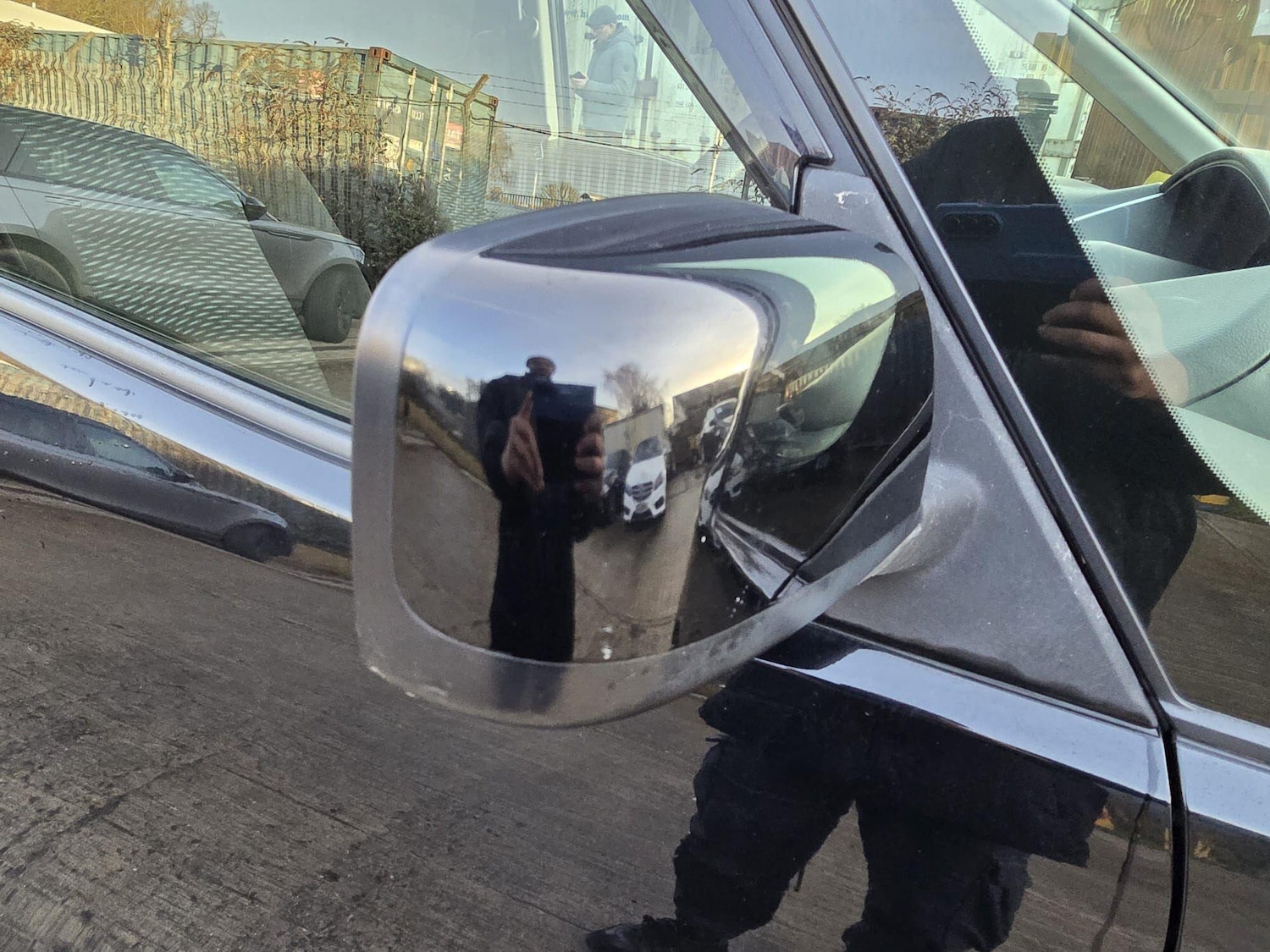 Used Nissan Serena 2025 for sale - 77456138: Photo 29