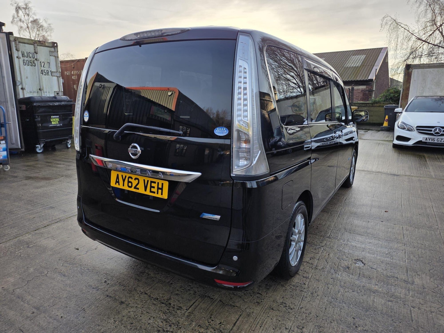 Used Nissan Serena 2025 for sale - 77456138: Photo 8