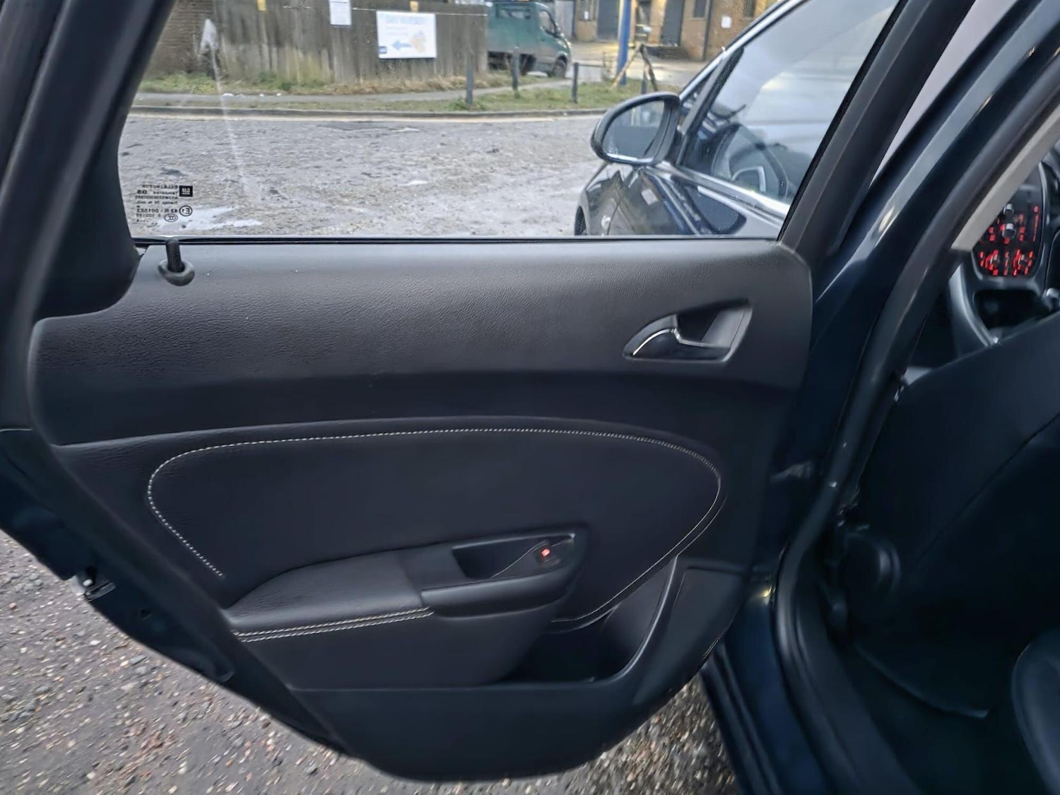 Used Vauxhall Astra 2014 for sale - 77941608: Photo 15