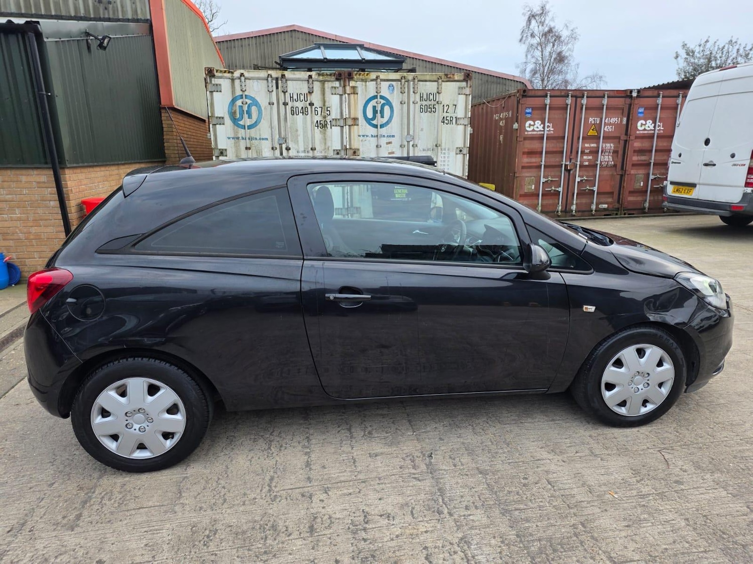 Used Vauxhall Corsa 2015 for sale - 77941600: Photo 6