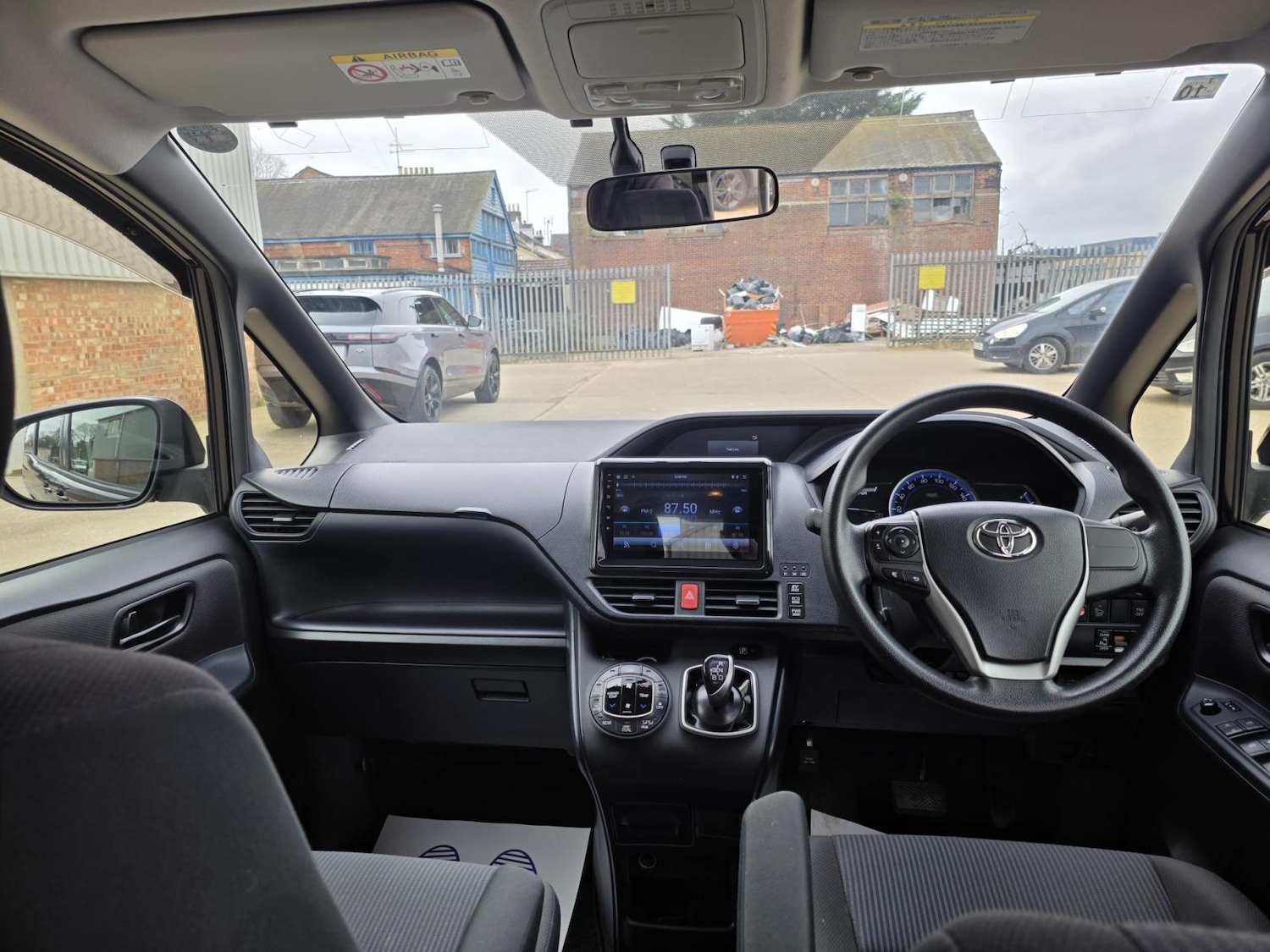 Used Toyota Noah 2026 for sale - 78008704: Photo 16