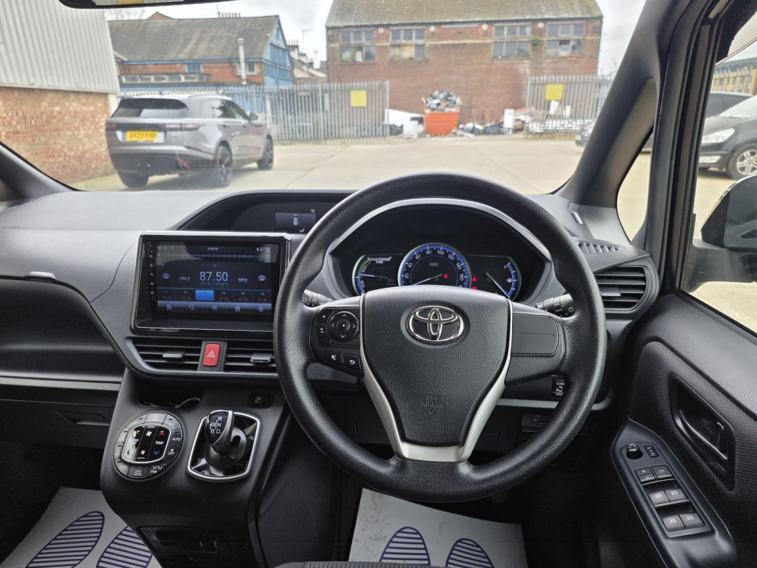 Used Toyota Noah 2026 for sale - 78008704: Photo 17