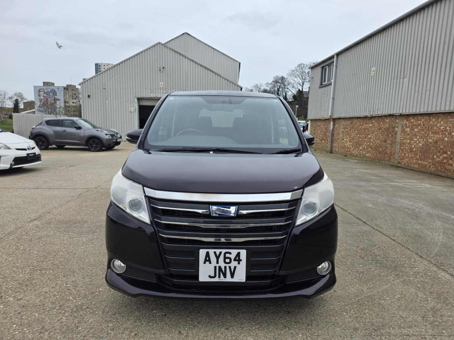 Used Toyota Noah 2026 for sale - 78008704: Photo 2
