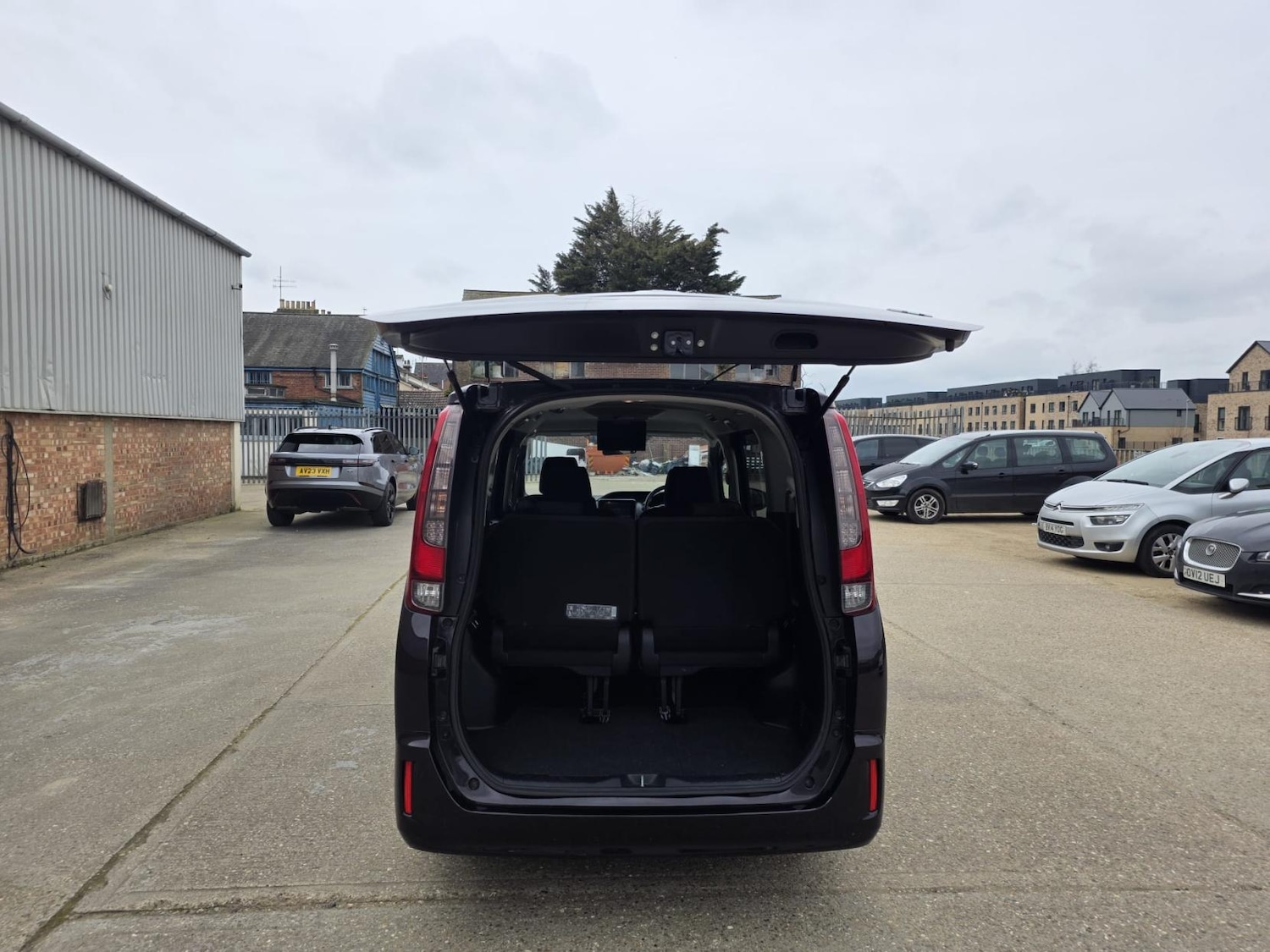 Used Toyota Noah 2026 for sale - 78008704: Photo 46