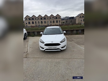 Used Ford Focus 2015 for sale - 78942075: Photo