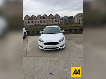 Used Ford Focus 2015 for sale - 78942075: Photo
