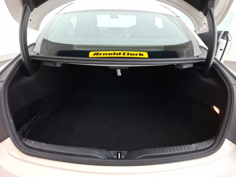 Used Mercedes-Benz C Class 2018 for sale - 77767294: Photo 8