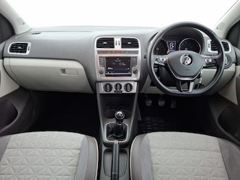 Used Volkswagen Polo 2017 for sale - 79286082: Photo
